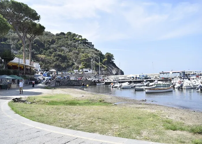 Bed & Breakfast Relais Il Pennino 4*